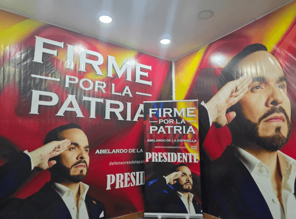 Material territorial de campaña Defensores de la Patria